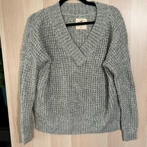 Hollister Gray Vneck Oversized Sweater